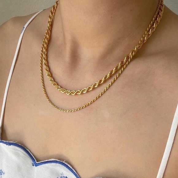✨18K Gold Plated Twist Rope Bold Chain - Picture 4 of 5